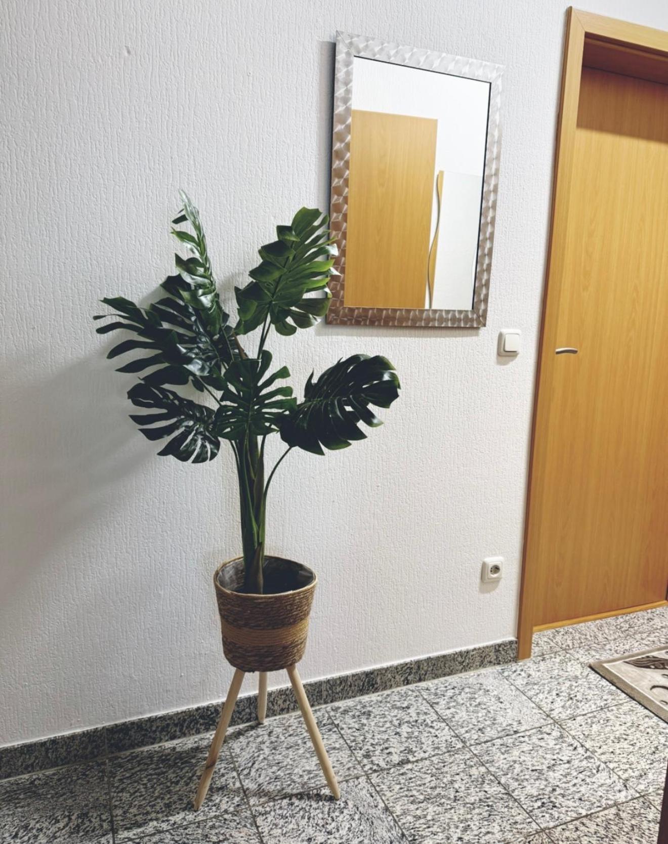 Zentrale Grosse Vollausgestattete Wohnung Fuer Alle Zwecke Perfekt Geeignet Witten Exterior foto